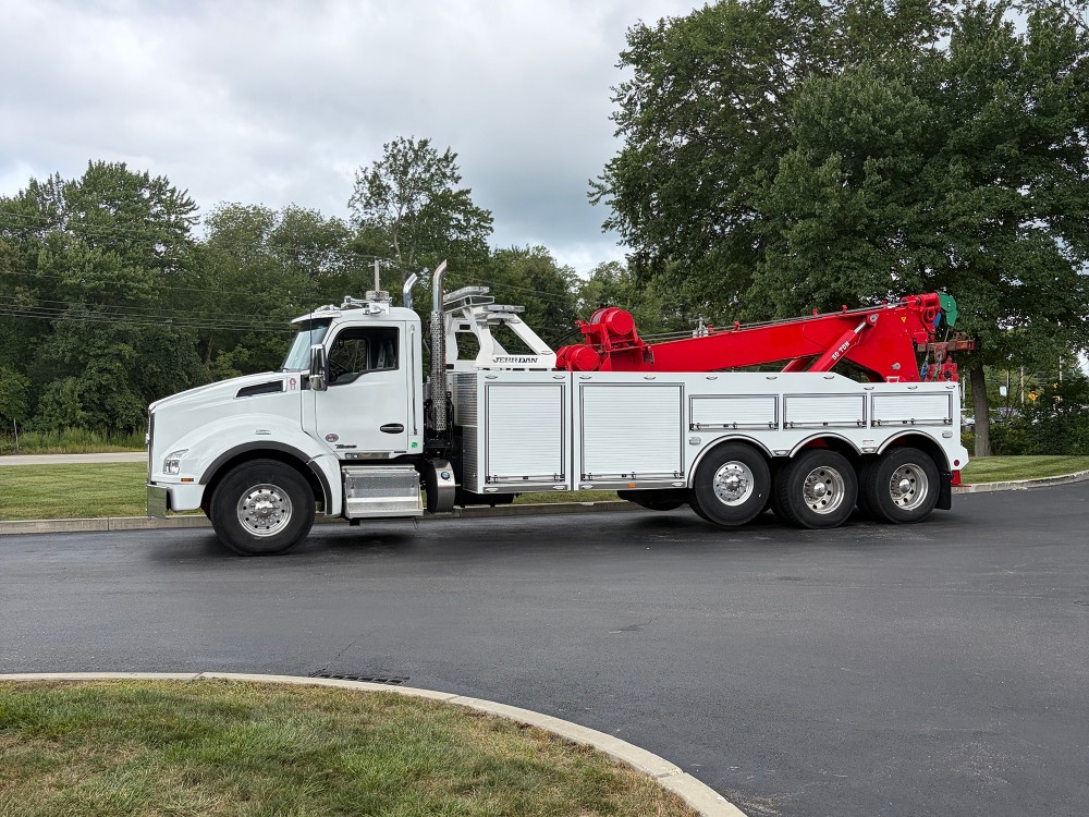 2020 Kenworth T880 50 Ton Wrecker (Key# 5297) 5